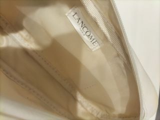 Lote de neceseres y monederos