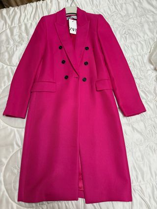 Abrigo Zara Fucsia
Nuevo, sin estrenar 