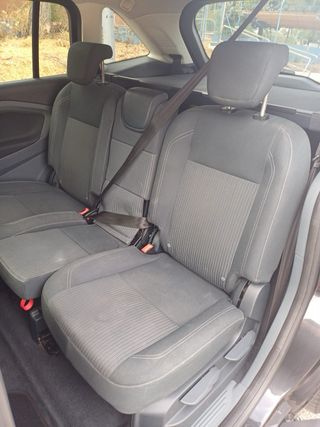 Ford Grand C-MAX 2013