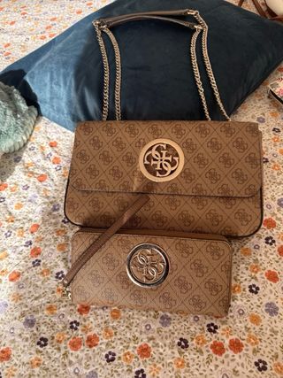 Conjunto Guess Bolso y Cartera Marrón