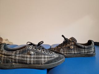 Zapatillas Le Coq Sportif a cuadros grises