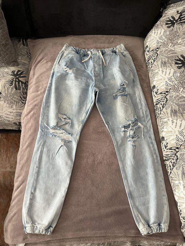 Pantalón vaquero Bershka jogger roto azul