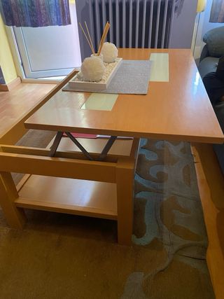 Mesa de salón extensible de madera