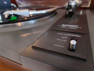 Tocadiscos Pioneer PL-112D