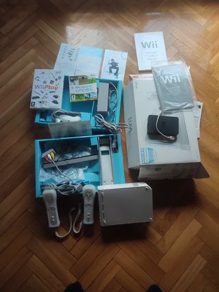 Nintendo Wii Blanca + Wii Sports + Wii Play