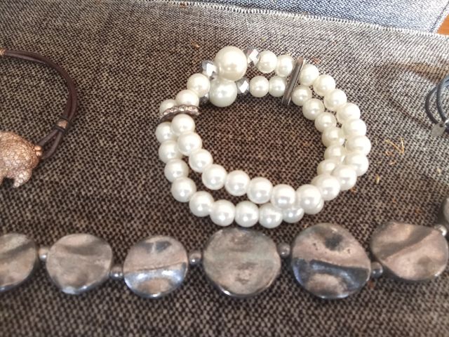 Lote Collares y Pulseras