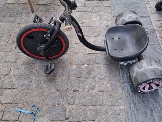 Triciclo infantil
