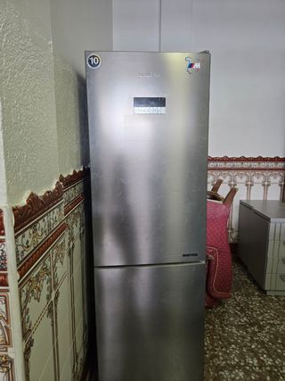 Frigorífico Grundig