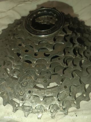 Piezas de Bicicleta Shimano: Cassette, Desviadores