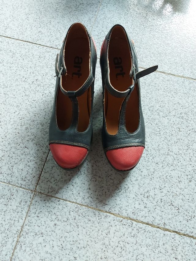 Zapatos de tacón Art
