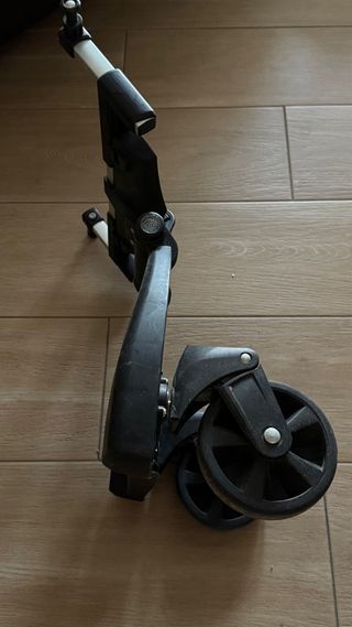 Patinete para carrito de bebé