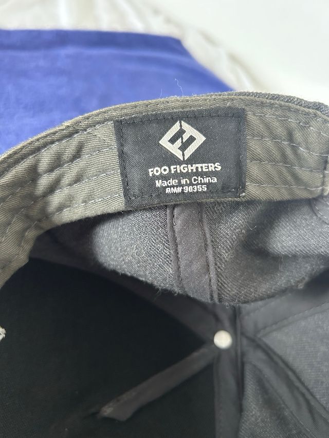 Gorra Foo Fighters Gris Original
