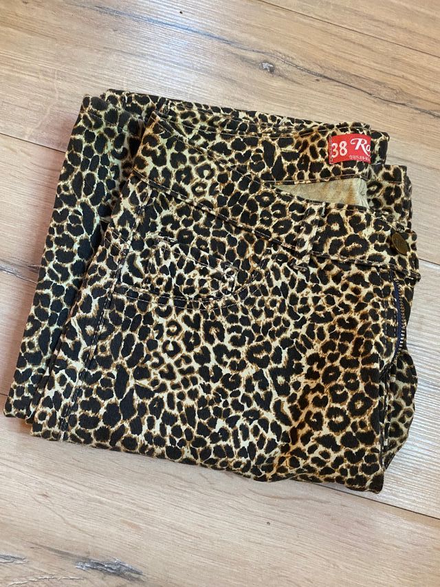 Oferta! Pantalón + 3 tops