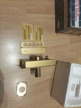 Cerradura Ezcurra sobreponer alta seguridad