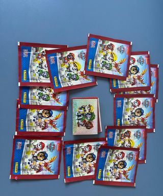 Lote cromos y sobres Patrulla Canina