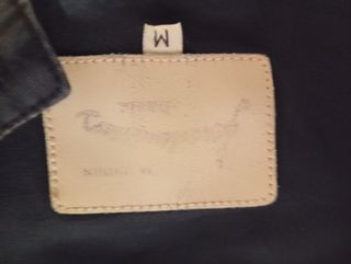 Tres chaquetas vaqueras entalladas