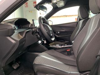 Peugeot 2008 1.2 130CV Allure