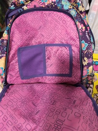 Mochila Gabol floral morada