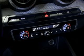 Audi Q2   S line 30 TDI 85kW 116CV 
