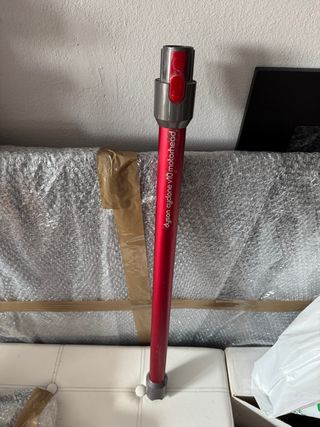 Tubo aspirador Dyson V10 Motorhead rojo