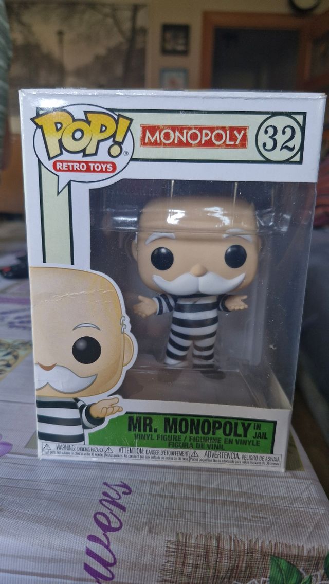 Funko Pop Mr. Monopoly in jail 32