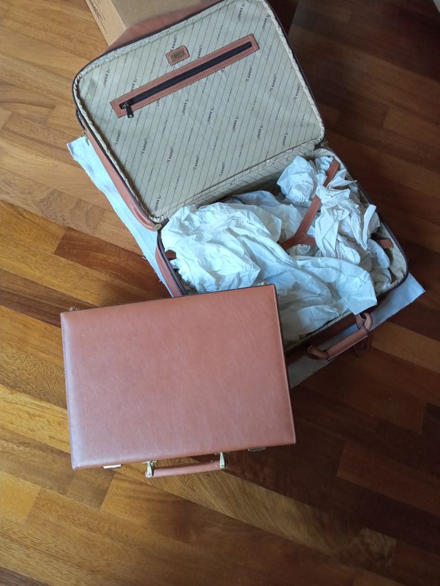 borsa con valigetta rigida portadocumenti iSanti