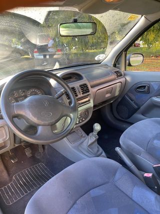 Renault Clio 2001