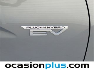 Mitsubishi Eclipse Cross 2.4 PHEV Kaiteki 4WD Auto 138 kW (188 CV)