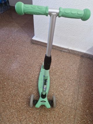 Patinete infantil 3 ruedas verde