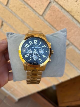Reloj Guess Edición Limitada Dorado nuevo