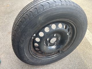 llanta y neumático Hankok 195/65R15