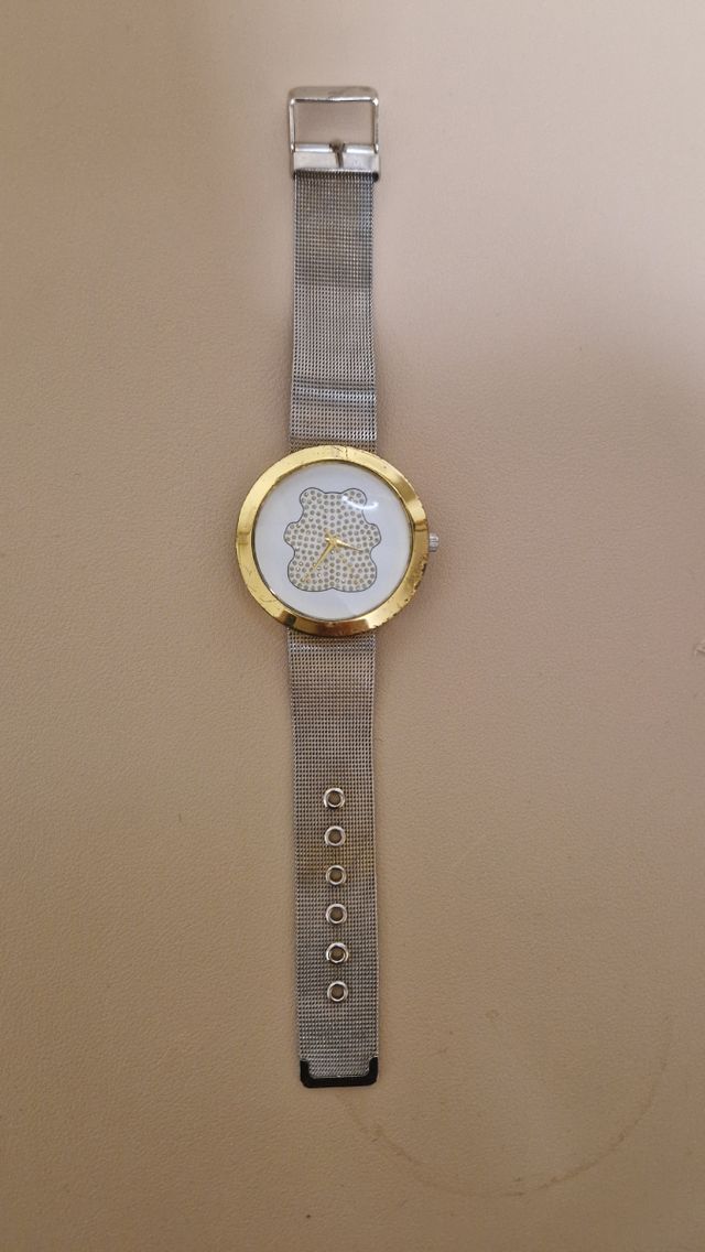 Reloj de pulsera con oso de diamantes