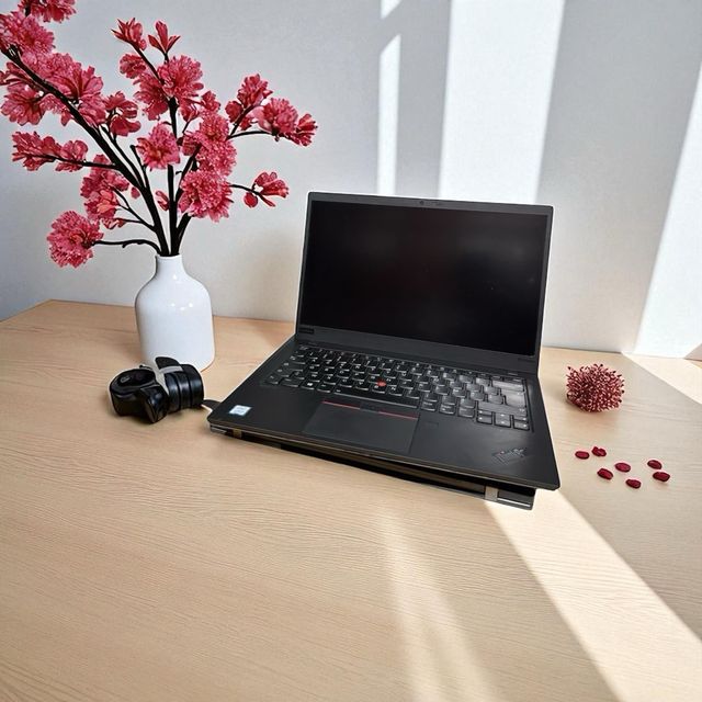 Portátil Lenovo Thinkpad X1 Carbon G6 i5