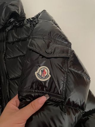 Plumas Moncler Negro Brillante