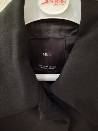 Traje Mango Chaqueta XS Falda S Negra