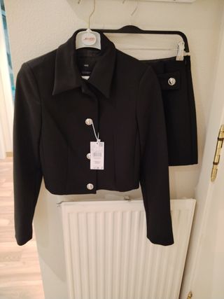 Traje Mango Chaqueta XS Falda S Negra
