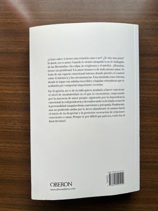 Libro “Si aprieta no es de tu talla”