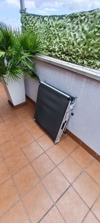 Tumbona de jardín aluminio gris