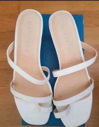 Sandalias blancas talla 40 Sin estrenar