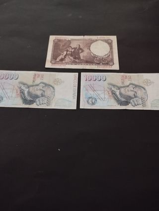 Billetes españoles antiguos 100 y 10000 pesetas