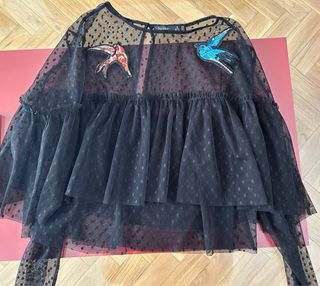 Blusa Bershka Tul Negro con Aves Bordadas Talla M