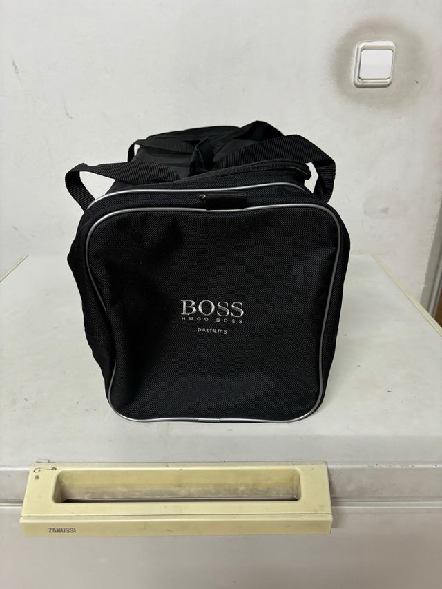 Macuto BOSS Negro Gym/Viaje
