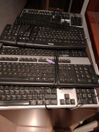 Teclado de Ordenador Negro y Plateado