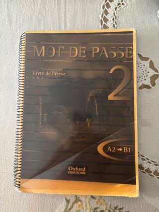 Libro francés A2>B1