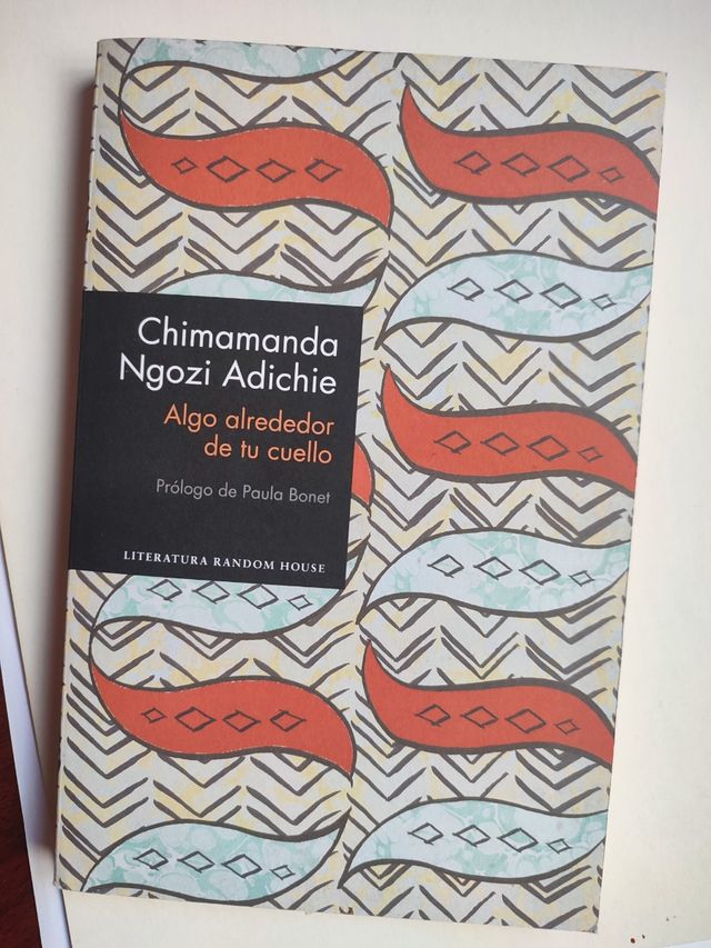 Algo alrededor de tu cuello (edición limitada)