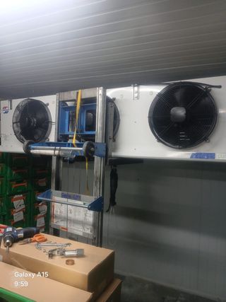 Servizio tecnico, frigorifero, elettricista