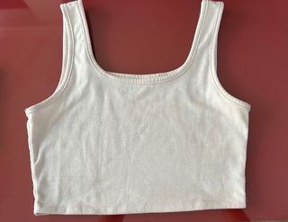Top blanco sin mangas