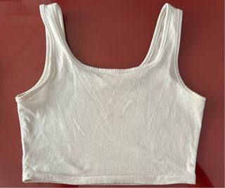 Top blanco sin mangas
