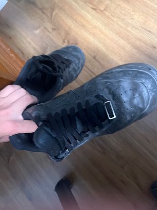 Nike Air Force 1 Negras