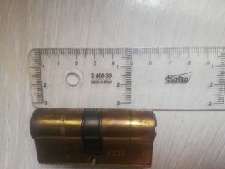 Bombin cerradura seguridad